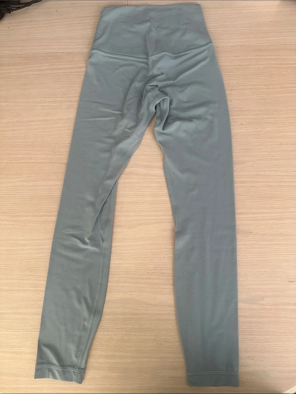 lululemon “Old” Align pants light teal HR 7/8 sz 2